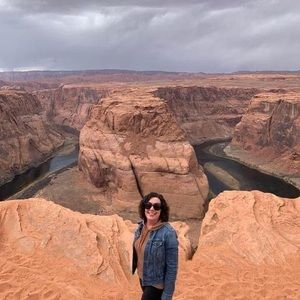 Meet your Posher, Robin